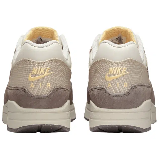 Nike Air Max 1 Premium