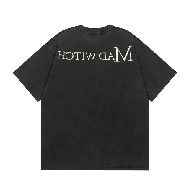 MAD WITCH T