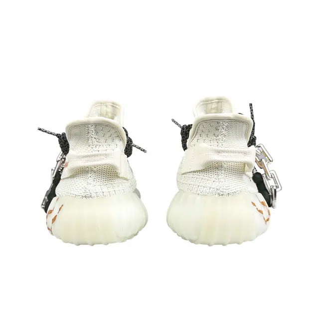 adidas Yeezy Boost 350 V2