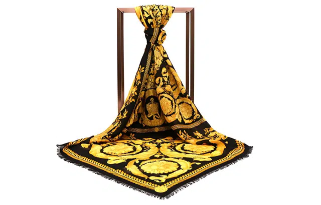 VERSACE