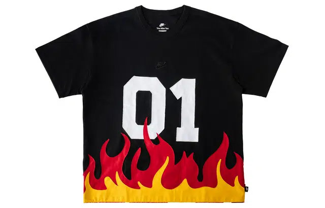 Nike Sportswear Essentials