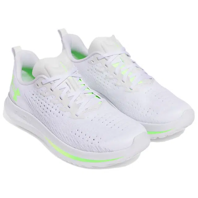 Under Armour Velociti 4