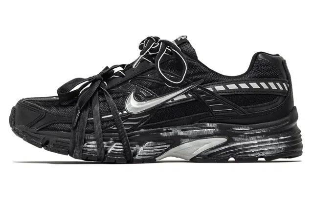 Nike Initiator
