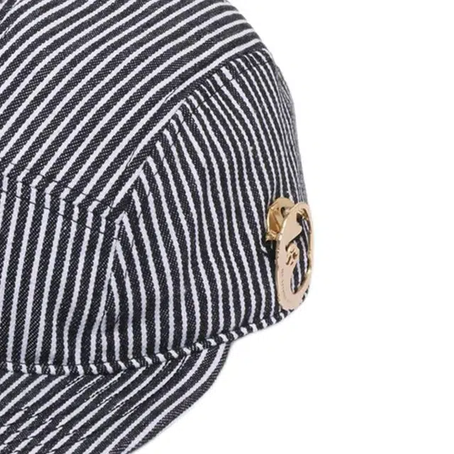 A BATHING APE -