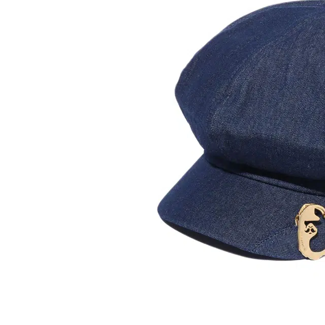 A BATHING APE