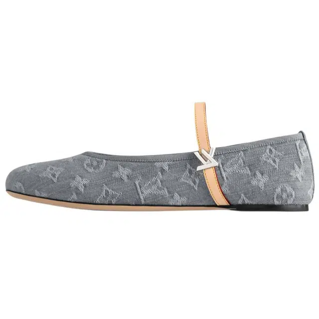 LOUIS VUITTON Romy