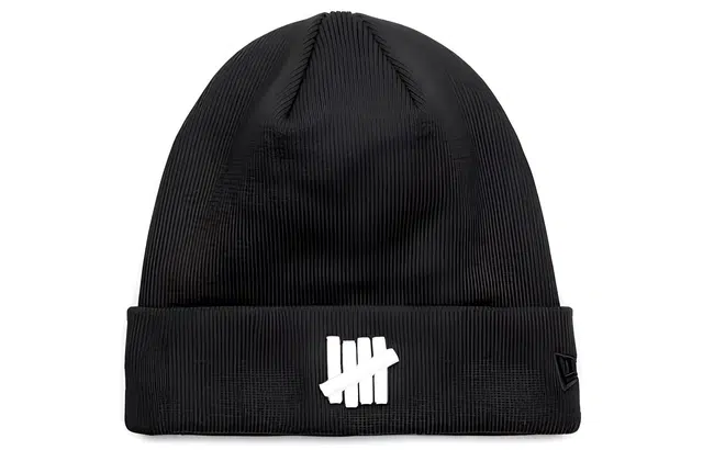UNDEFEATED Embroidered Knit Beanie