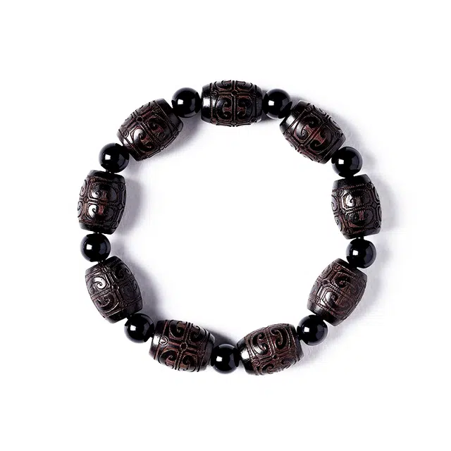 郁馨 回纹祥云雕刻枣型珠中式美学本命年转运 单圈轻奢高级感个性木质 考研考试上岸#好运 黑檀 手串 男女同款情侣款