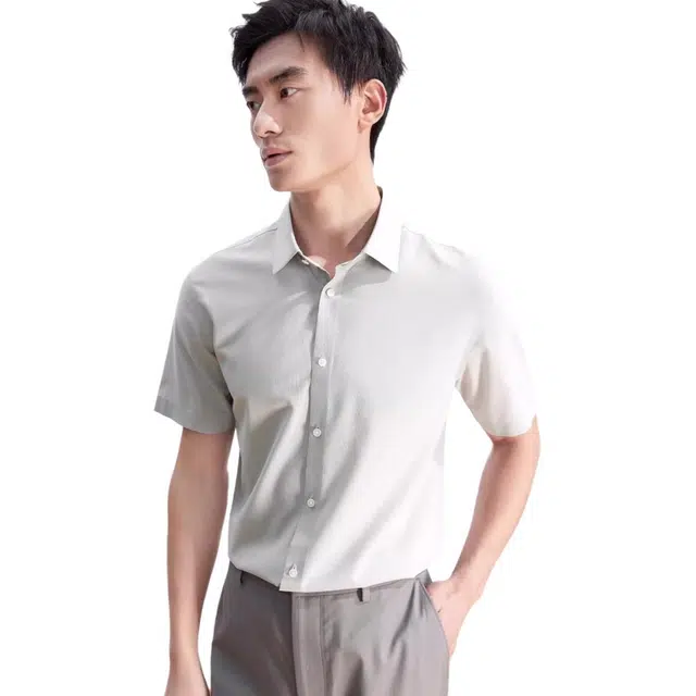 依文 纯色商务修身尖领短袖衬衫 男款 灰色