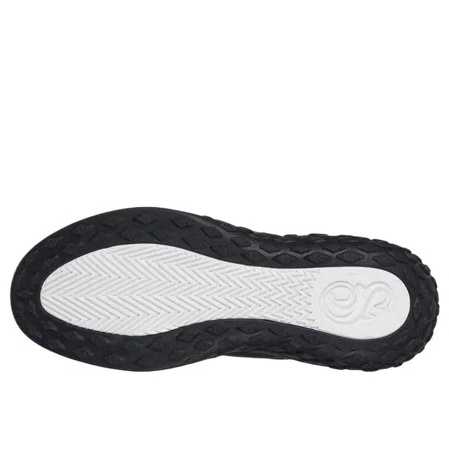 SNOOP DOGG x Skechers SnoopSizzleToke
