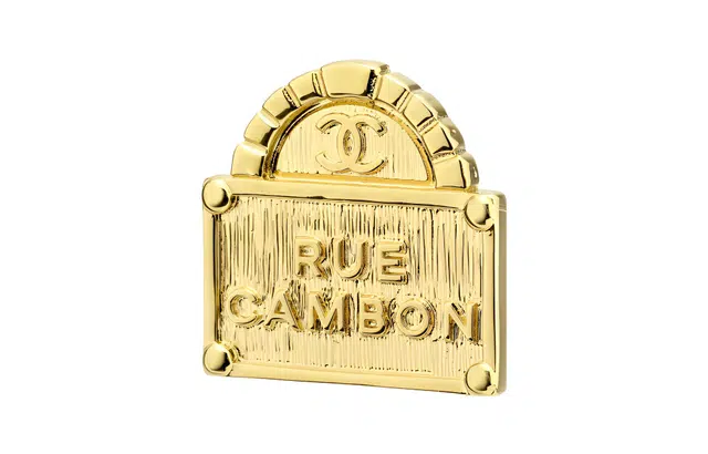 CHANEL LOGO C