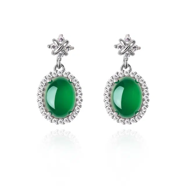 【高品质】 银千惠  新中式闪耀星星璀璨吸睛宝石镶嵌养耳洞国潮小众法式轻奢高级感轻奢妈妈百搭睡觉免摘纯银镶嵌玉耳饰 玉髓 耳环 女款