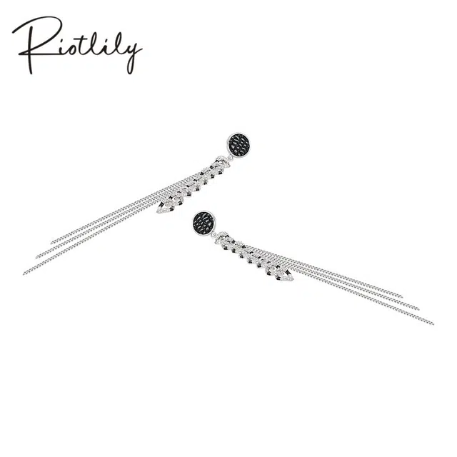 RiotLILY ROCK