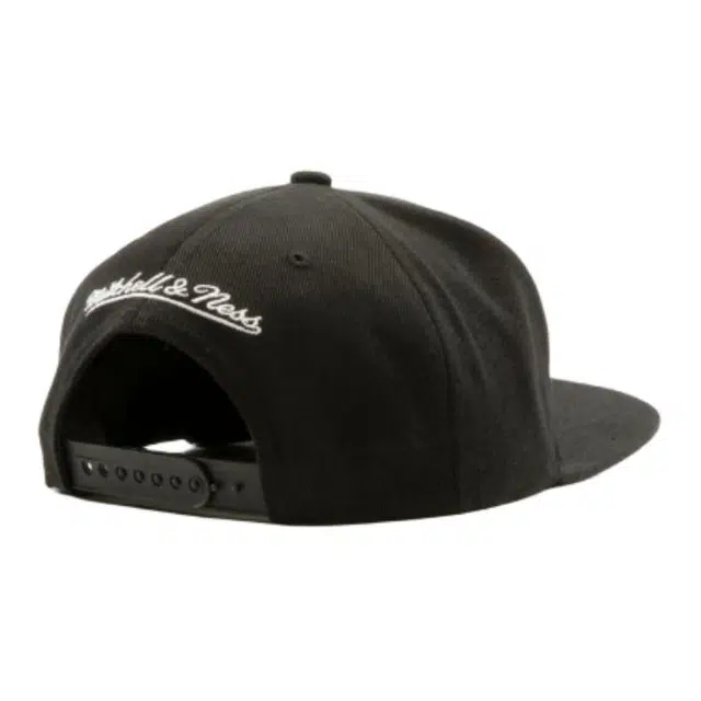 Mitchell Ness -