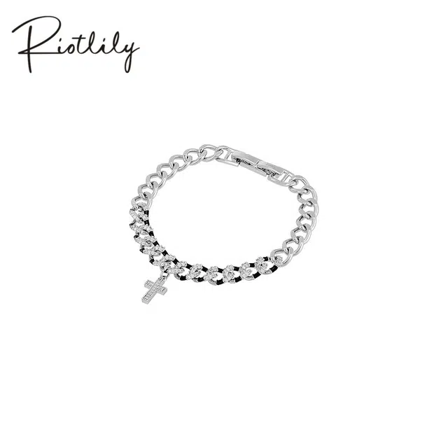 RiotLILY ROCK