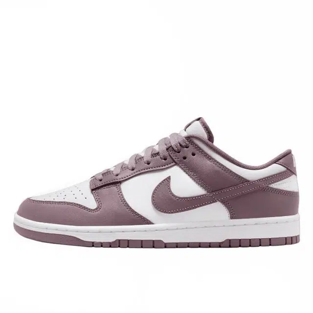 Nike Dunk Low "Light Grey"