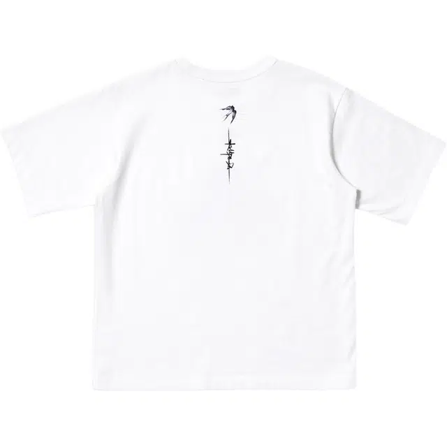 UNIQLO POP MART T