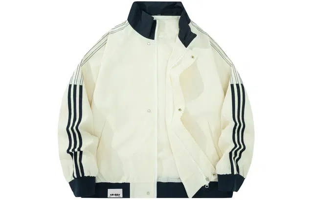 a02