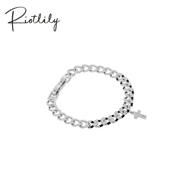 RiotLILY ROCK