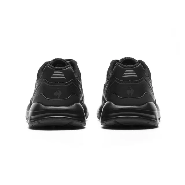 le coq sportif LCS R890