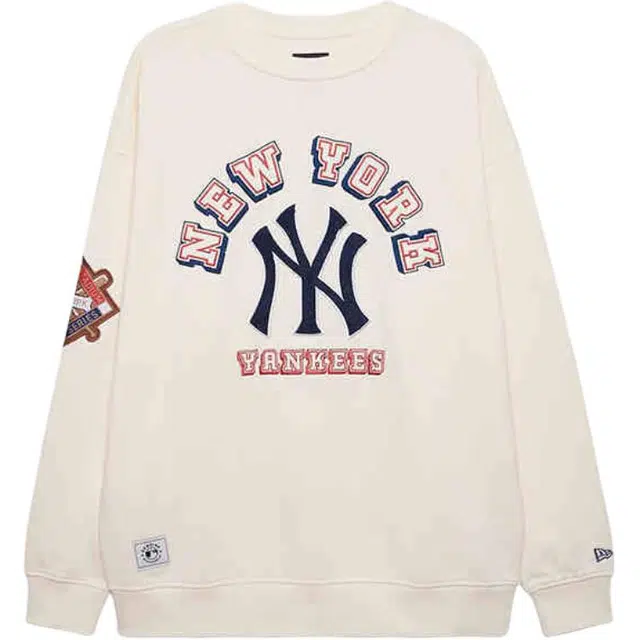 New Era x MLB FW24 World Series Yankees Crewneck Sweatshirt