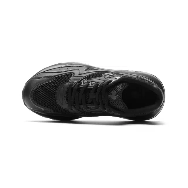 le coq sportif LCS R890