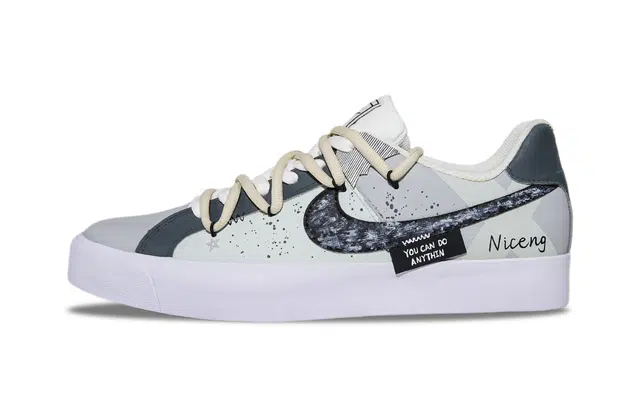 Nike Court Royale AC