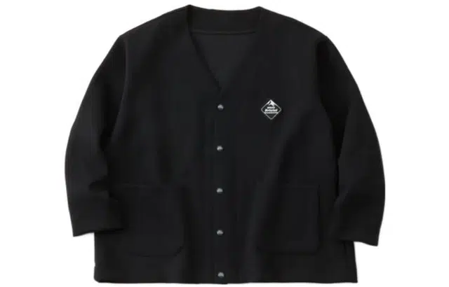 White Mountaineering V