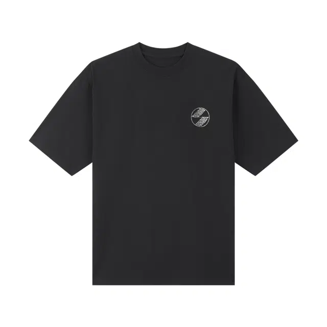 THE SALVAGES FASHION CLUB T