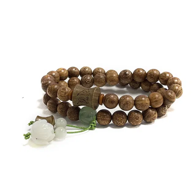 郁馨 多圈叠戴禅意国潮复古文艺新中式古色古韵 本命年佛珠高级感好运莲莲六字箴言 水逆退散#好运 金丝檀木 手串 男女同款情侣款