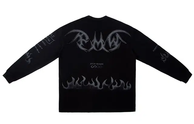 P.M.W SS22