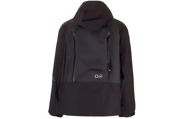 Moncler SS21 Logo