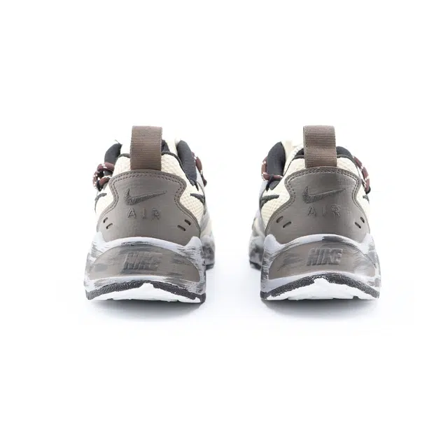 Nike Air Heights