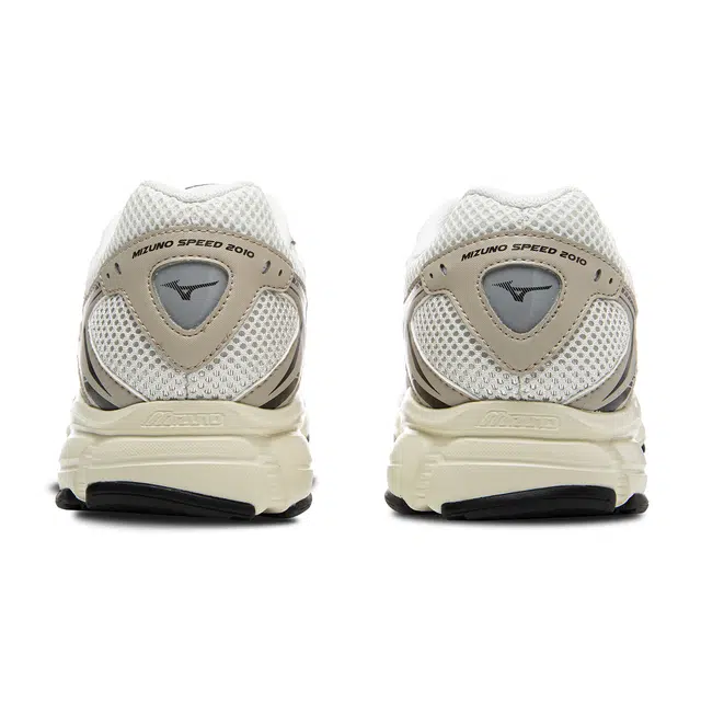 Mizuno Speed 2010