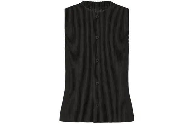 ISSEY MIYAKE Tailored Pleats 1