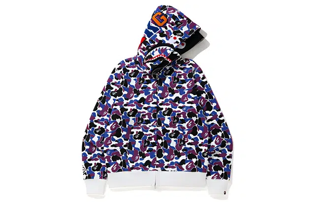 A BATHING APE
