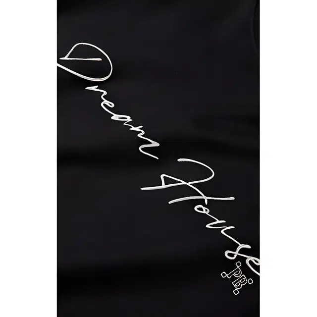 PEACEBIRD MEN Daria Song Tee Black