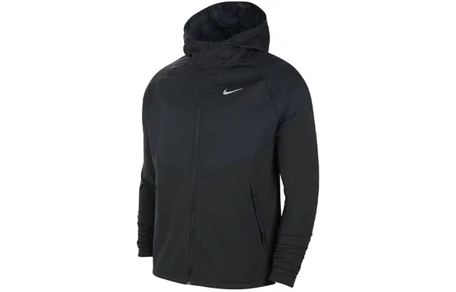 Nike Therma Essential
