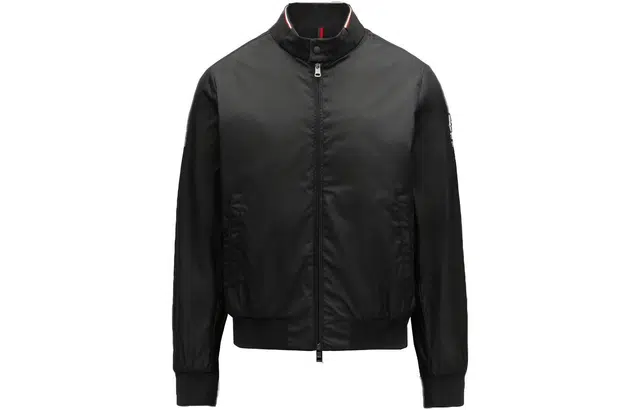 Moncler Reppe Logo