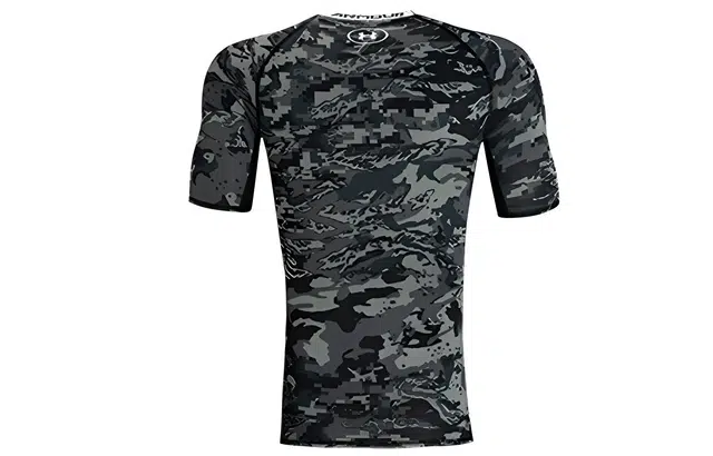 Under Armour T