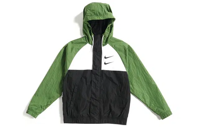 Nike Sportswear Swoosh