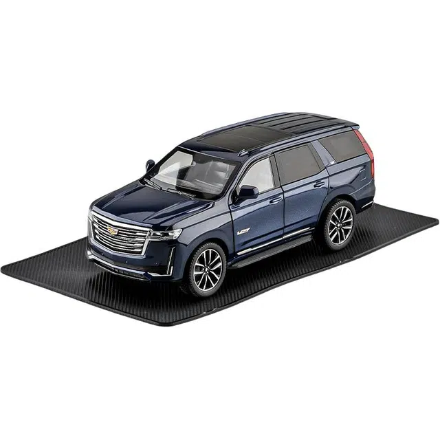 SUV124