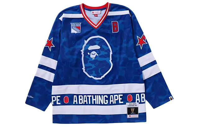 A BATHING APE x Mitchell Ness VT