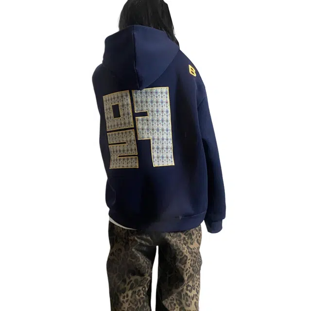 URBAN AUTHENTIC