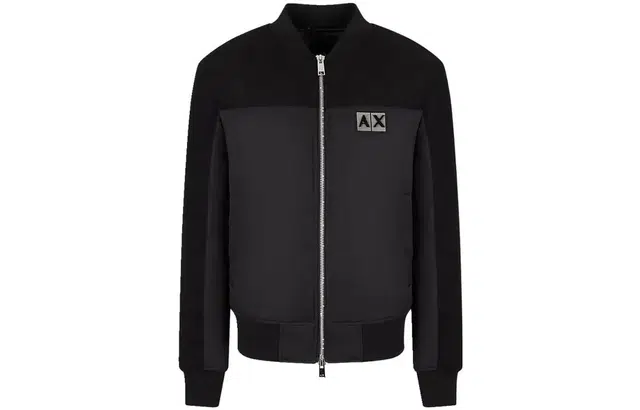 EMPORIO ARMANI FW22 Logo