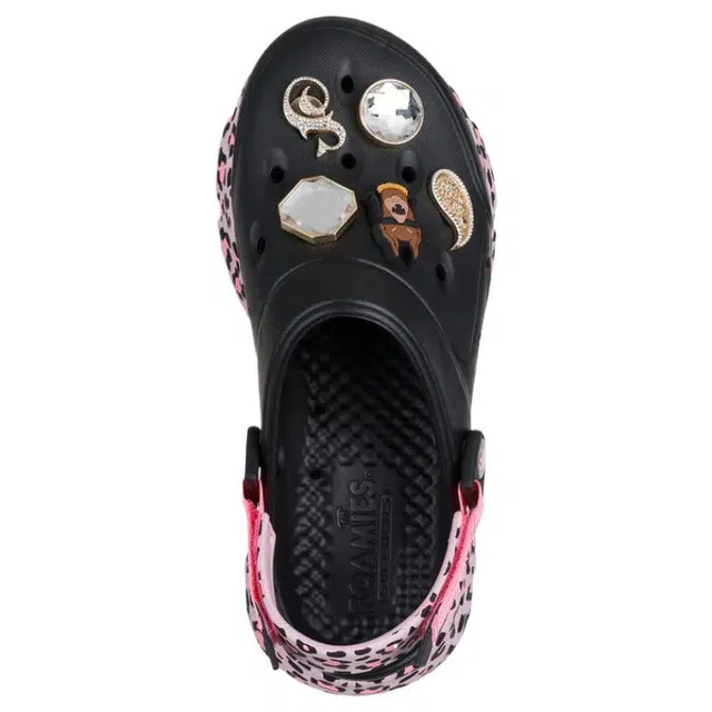 SNOOP DOGG x Skechers Max Cushioning