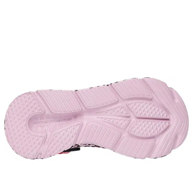 SNOOP DOGG x Skechers Max Cushioning
