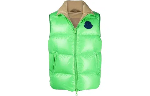 Moncler FW21 Logo