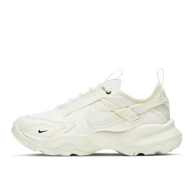 Nike TC 7900