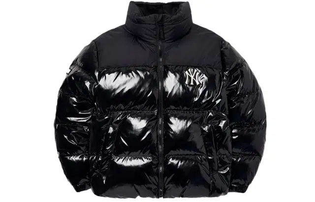 MLB Yankees Down Jacket Black